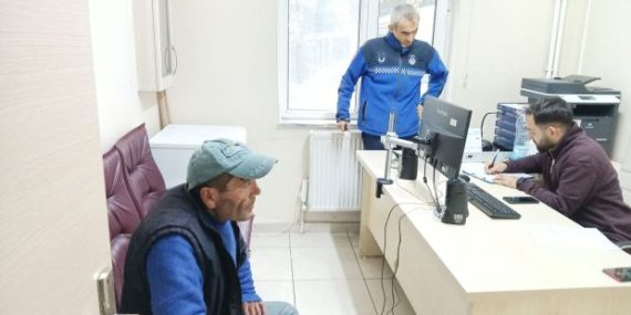 Büyükşehir, evsiz bir vatandaşın imdadına yetişti