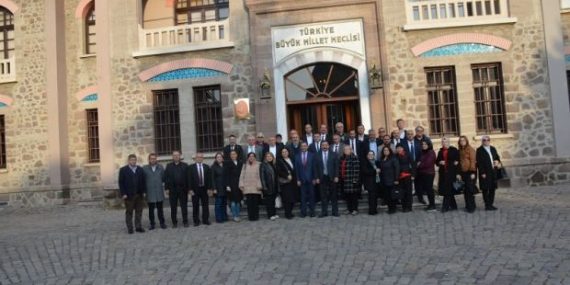 DERİNCE KENT KONSEYİ’NDEN ANKARA ÇIKARTMASI