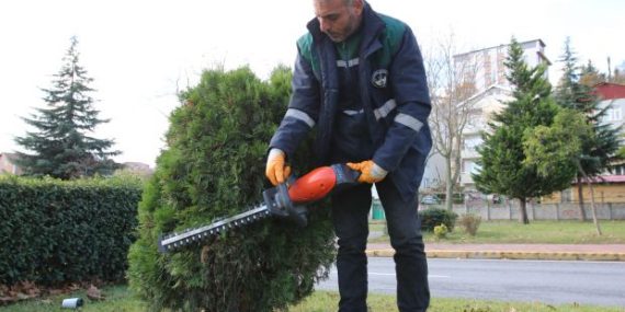Derince’de Çalışmalar İlçe Genelinde Sürüyor