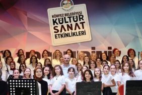 korfezde_sarkilar_ogretmenler_icin_seslendirildi_h66364.jpg