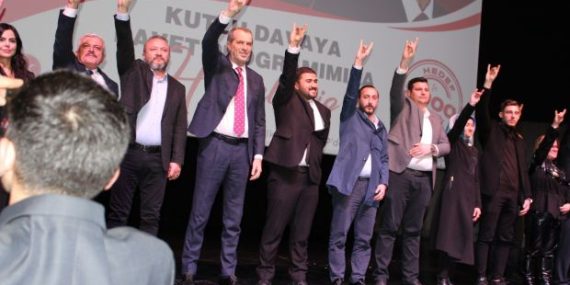 MHP Kocaeli, 101. Yıl Kutlamaları Kapsamında beşbin Yeni Üye Programını Gerçekleştirdi