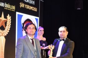 mustafa_sogute_altin_basari_odulu_h66332.jpg
