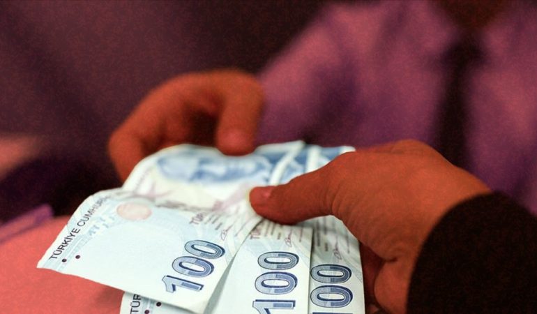 Emekliler ne kadar maaş alacak?