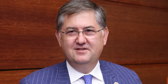 Vekil Yıldızlı, Umre yaptı