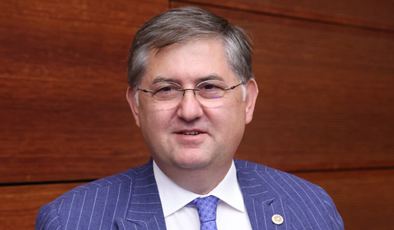 Vekil Yıldızlı, Umre yaptı
