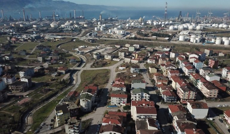 362 hak sahibi için Körfez Kabakoz’da kentsel dönüşüm