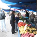 cinarli_semt_pazari_yeni_yerine_tasindi_h66482.jpg