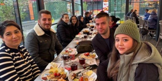 Outlet Center İzmit’te 12 Aralık Mağazacılar Günü kutlandı