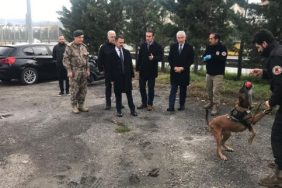 vali_ilhami_aktas_polis_ozel_harekt_sube_mudurlugunde_incelemelerde_bulundu_h66435.jpg