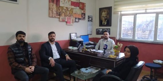 AK Gençlerden Derince Ekspres’e ziyaret