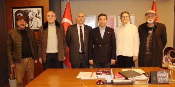 CHP Derince’de geçici kurul atandı