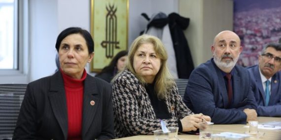 Derince’de Ulaşım Konulu Toplantı Düzenlendi