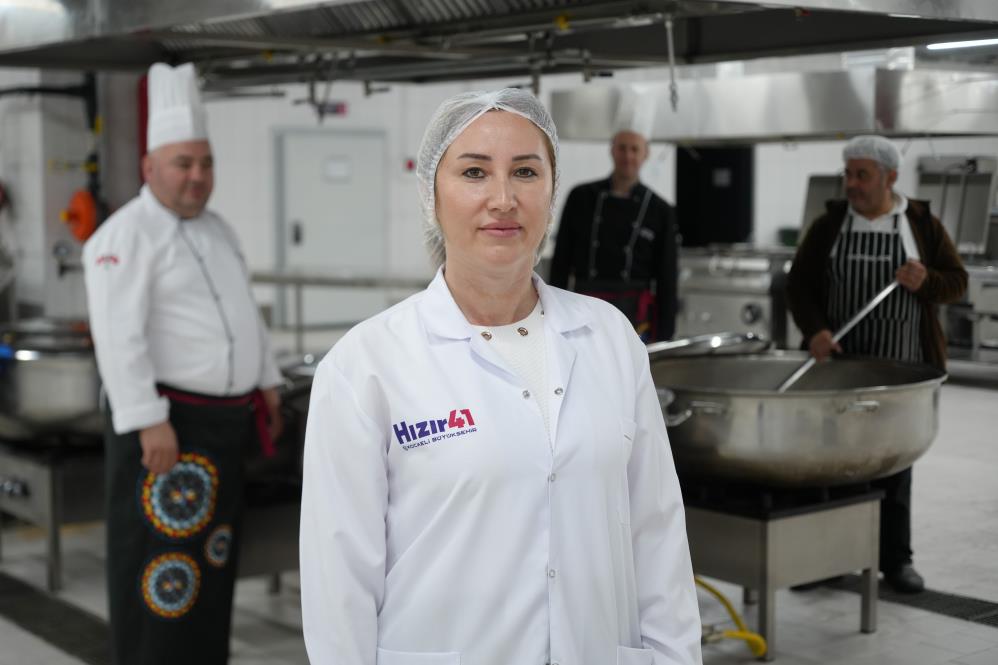 Deprem sonrası İstanbul’a 2 saat içinde 20 bin çorba