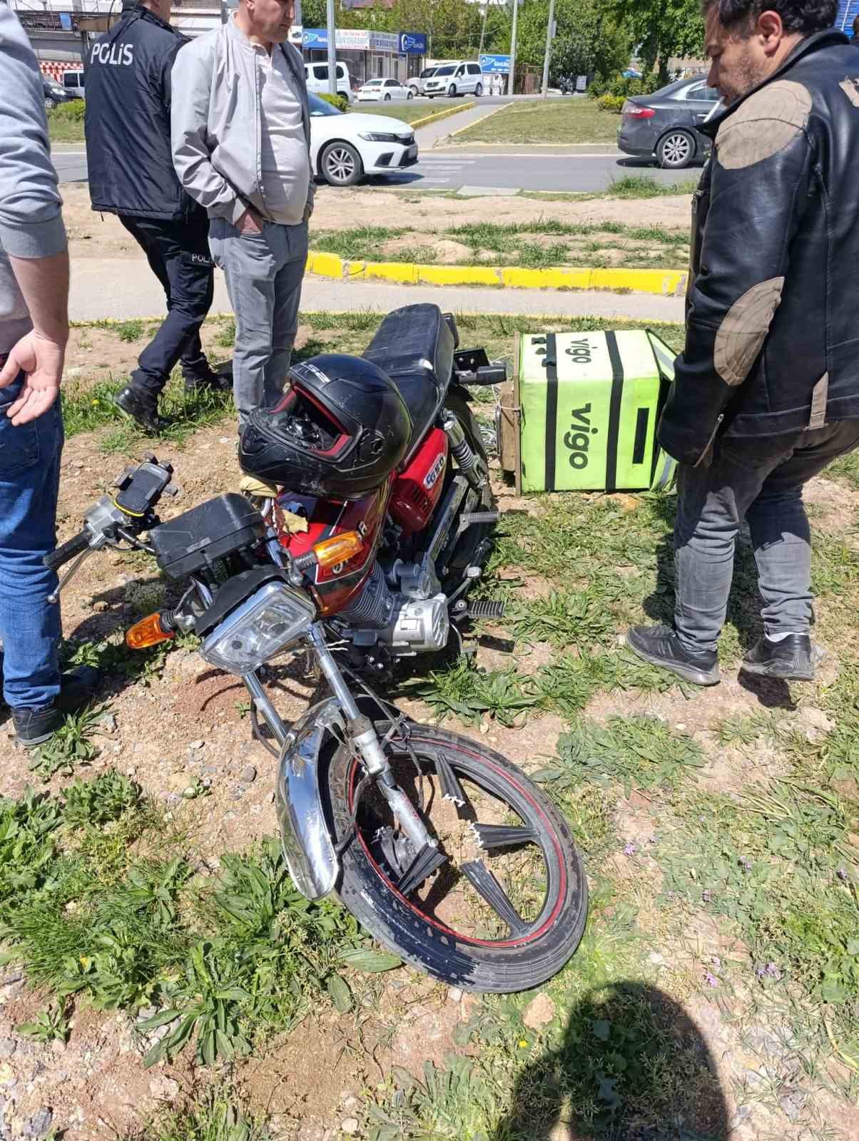 Kamyon ile çarpışan motosikletin sürücüsü yaralandı

