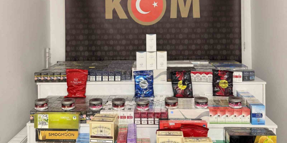TEM’de durdurulan araçta kaçak tütün ve çay ele geçirildi