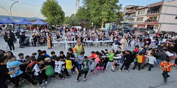 Ulaşlı’yı Hıdırellez coşkusu sardı