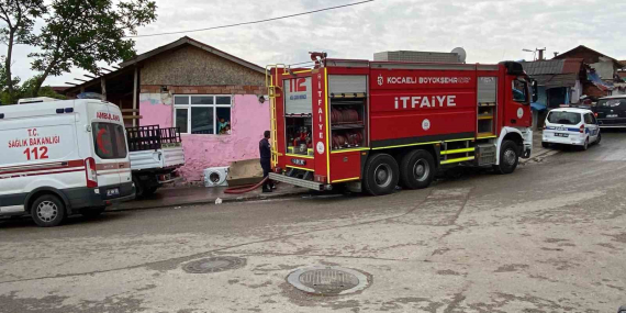 Evin odasında çıkan yangın itfaiye ekipleri tarafından söndürüldü