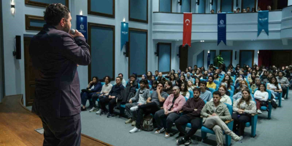 Gençler hayal kapılarını “Kılavuz Kariyer” ile aralayacak
