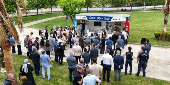 Kandıra’da depreme hazırlanan gönüllüler, sahada tehlikeleri analiz etti