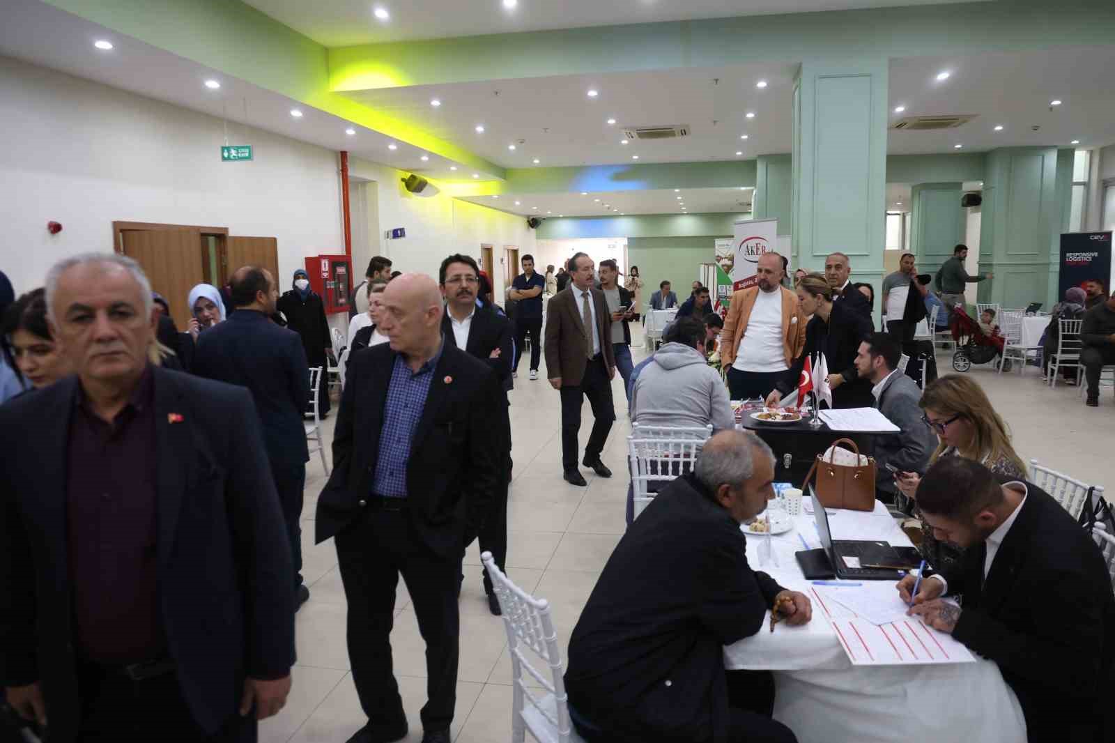 53 firmanın stant açtığı fuarı 2 bin 850 kişi ziyaret etti
