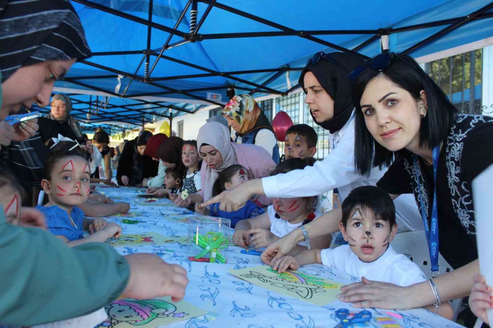 Anne ve çocuklar etkinlikte buluştu

