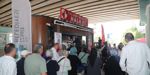 Halk Et Mobil Aracı Körfez’de yoğun ilgi gördü