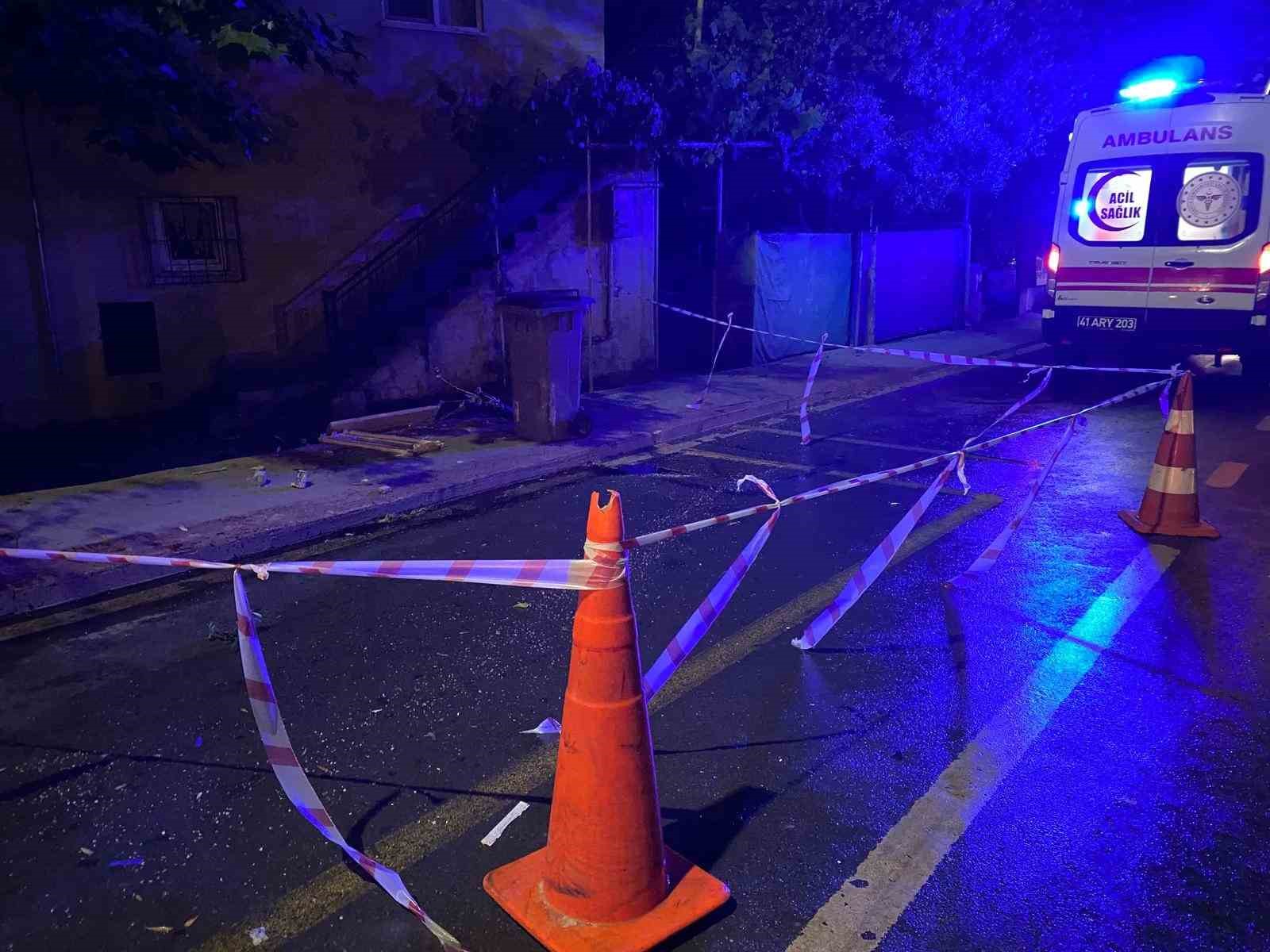 İzinsiz alınan araçla ortalığı savaş alanına çevirdiler: 3 yaralı
