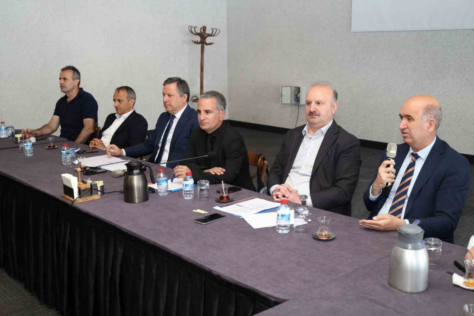 Kocaeli’nin 12 ilçesinin imar konuları masaya yatırıldı
