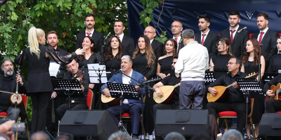 Öğretmenler korosundan unutulmaz türkü gecesi