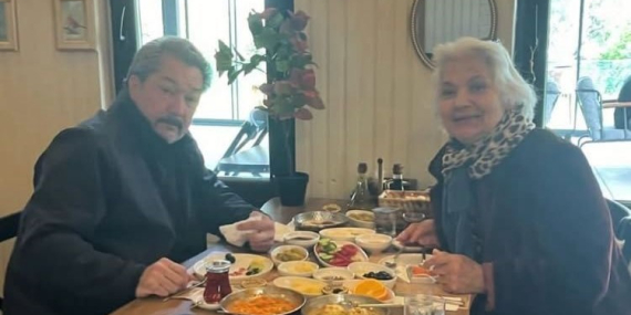 Demet Akalın’ın acı günü