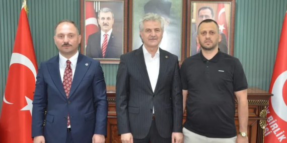 Derince Alperen Ocakları’nda Yeni Başkan Uğur Erenoğlu