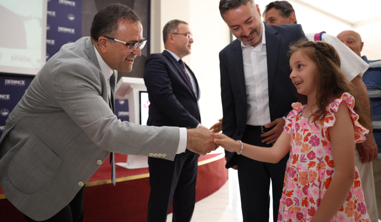 Derince’de Bayram Coşkusu