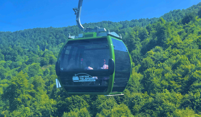 Kartepe Teleferik, bayramda ilgi odağı oldu
