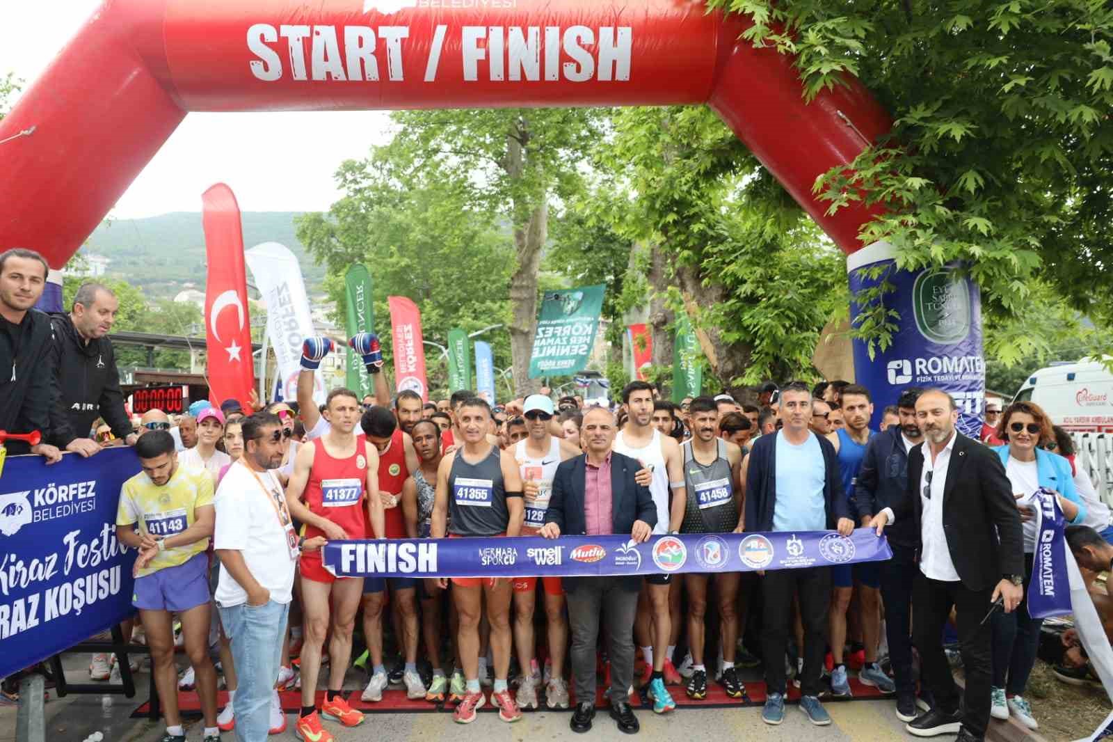 Kiraz koşusunda 7’den 70’e 2 bin kişi ter döktü
