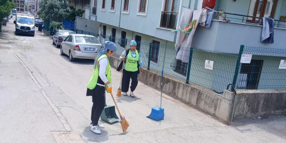 Körfez’de sokaklar kadınlara emanet
