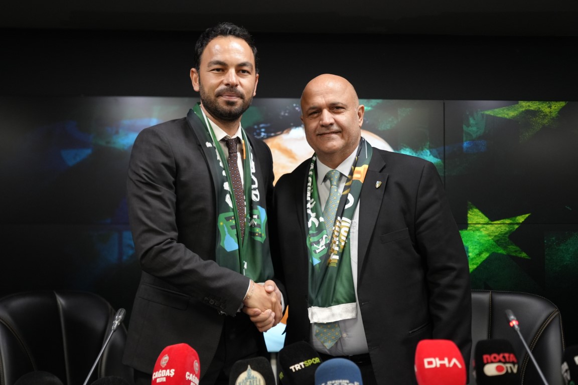 Selçuk İnan, Kocaelispor’a imzayı attı