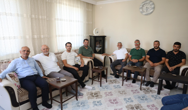Başkan Söğüt’ten hacı ziyaretleri