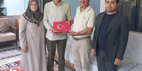 İzmit Belediyesinden hacı muhtarlara ziyaret