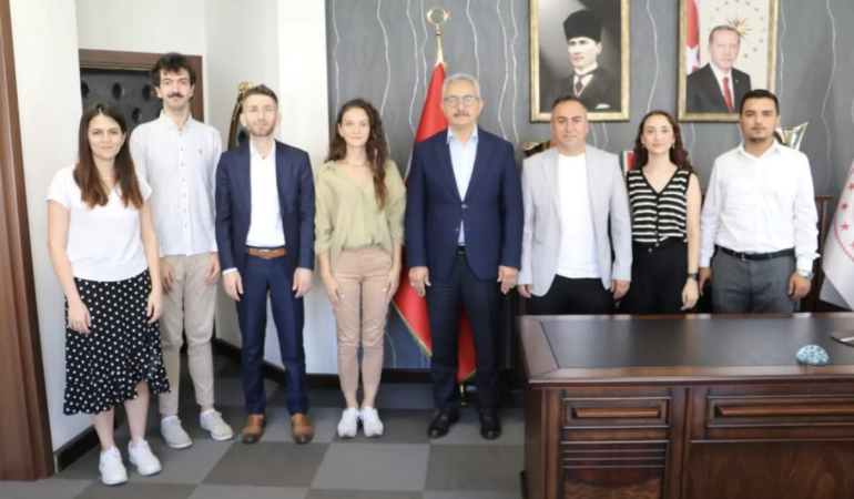 Kocaeli Taşköprülüler Derneği’nden eğitime örnek proje
