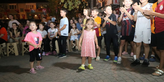 Çocukların yaz neşesi Çınarlı’da devam etti