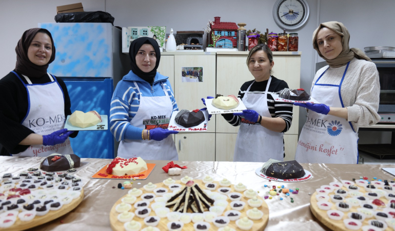 KO-MEK, 398 farklı branşta kapılarını açtı