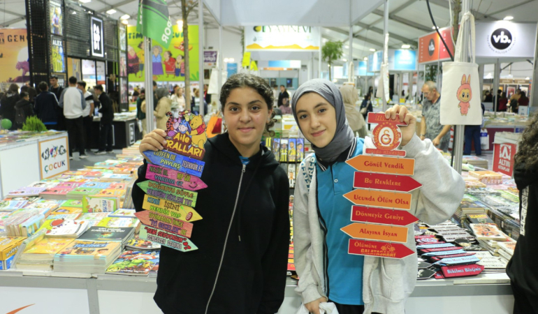 Kocaeli Kitap Fuarı’nda ne ararsan var