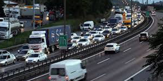 İstanbul istikameti trafiğe kapanıyor!