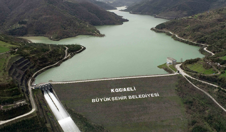 Bir şehir susuz kaldı, diğeri tehlikede