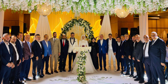 Körfezli genç iş insanı evliler kervanına katıldı