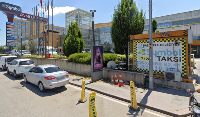 Symbol ve 41 Burda AVM önü taksi durakları için büyük ihale