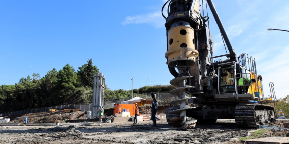 Başiskele’de fore kazıklar çakılıyor