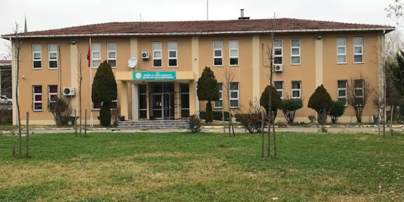 Gölcük Halk Kütüphanesi yenileniyor!