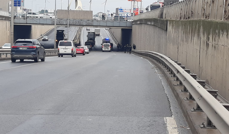 D100’de feci olay: Genç kız kendini köprüden boşluğa bıraktı