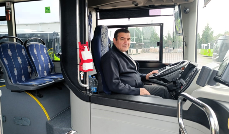 Büyükşehir otobüs şoföründen duyarlı davranış